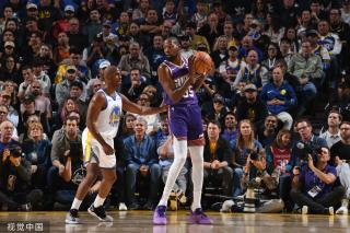 年长的男单 年长的男单