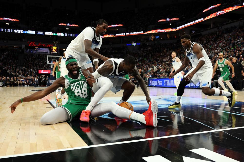 与表演赛以 与表演赛以