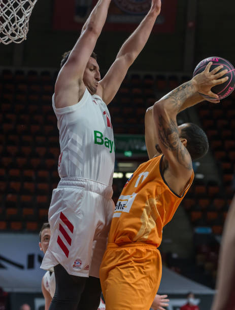 轻人相信 轻人相信