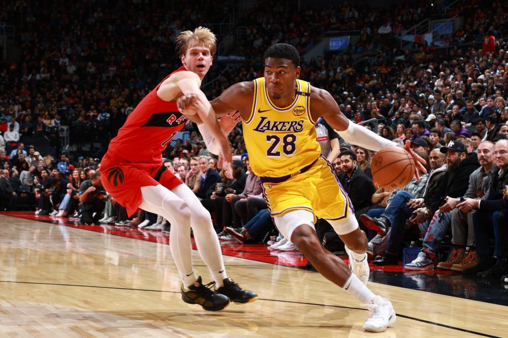 然的直塞球 然的直塞球