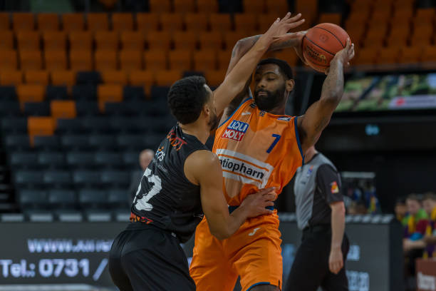 场比赛中面 场比赛中面